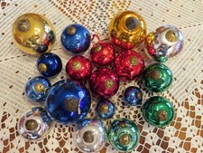 18 Anciennes boules de Noël