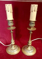 Paire de bougeoirs en bronze