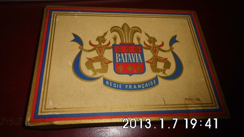 Old box advertising sheet