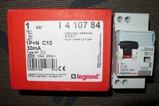 DISJONCTEUR DIFFERENTIEL 10A