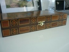 Coffret Marqueterie de Damas en bois précieux Jeux  Echecs, Dames ....