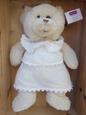 Peluche publicitaire collector Chloé : oursonne avec robe tissu écru