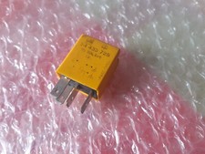 Relais OPEL GM 24433728