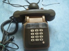 TELEPHONE  SOCOTEL S 63  VERT ET BRUN A CLAVIER