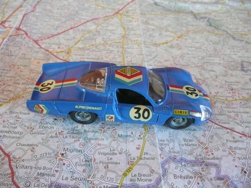 Alpine renault 220 le - a,