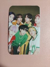 “Photocards K-Pop Exclusives