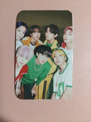 Photocards pop exclusives - “photocards,