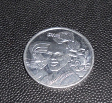 space jam livre du film + medaille jeton michael jordan