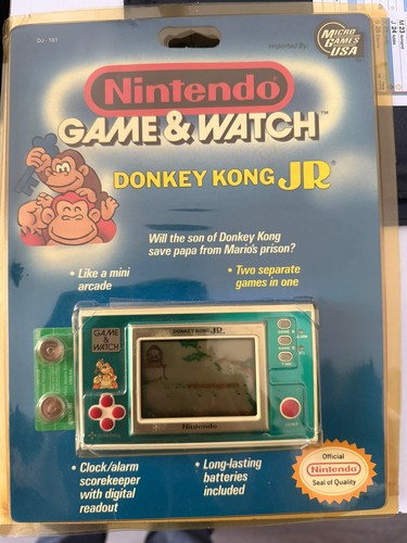 Nintendo game watch - watch, donkey
