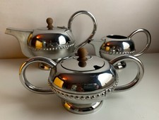 SERVICE A THE METAL DESIGN ORIENTAL - ART DECO // VINTAGE