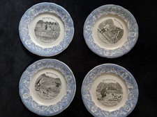 4 assiettes  parlantes motif