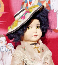 POUPÉE ANCIENNE Niçoise mine boudeuse/ tête feutrine et corps tissu vers 1920