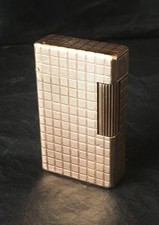Briquet ST Dupont plaqué or sans gaz