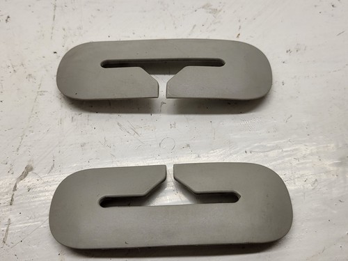 Cache ceinture arrière pour