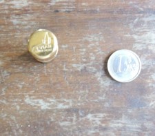 Petit briquet à essence publicitaire évian source cachat - très bon état