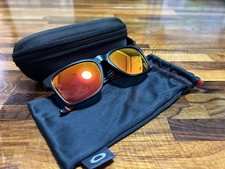 LUNETTES DE SOLEIL DE