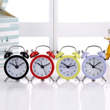 Réveil analogique compact