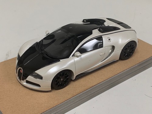 Looksmart bugatti veyron - 1/43,