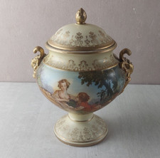 Ancienne bonbonnière / urne