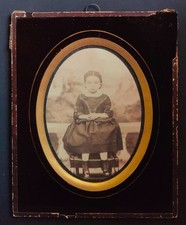 Fillette Papier salé d'après négatif collodion 1855 Passe partout verre peint