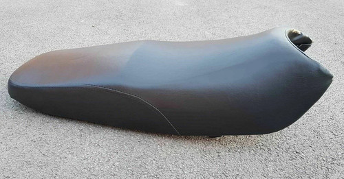Selle ybr 125 années - selle,