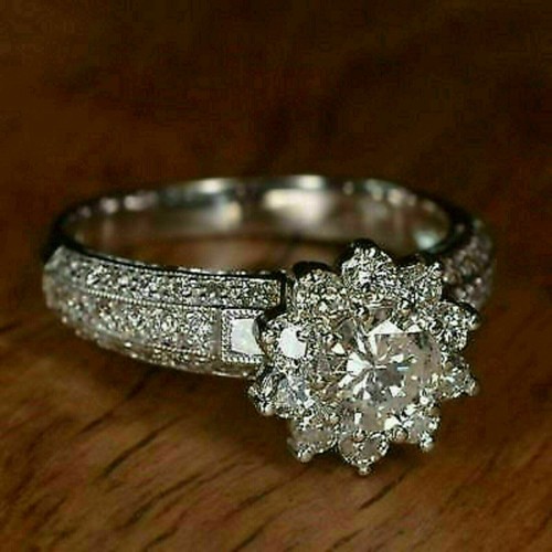 Bague fiançailles halo - de,
