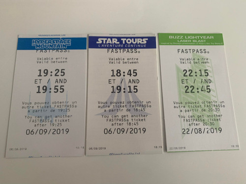 Lot fast pass - fast, disneyland