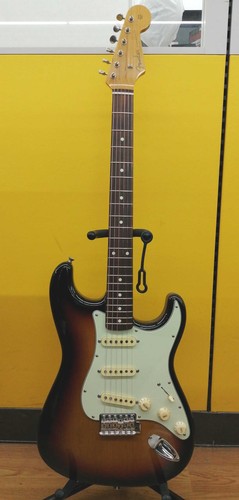 Guitare électrique fender - guitare,