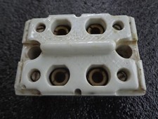 Porte fusible en porcelaine