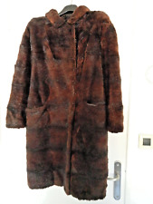 lot 5 vestes et manteau fourrures bon etat + 1 offerte + cape offerte