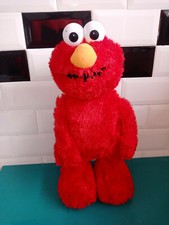 22.05.08.1 Peluche Elmo TMX sonore Sesame Street Tickle me