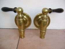 Ancienne paire de Robinets de
