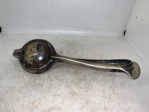 Ancien presse agrume metal - presse,