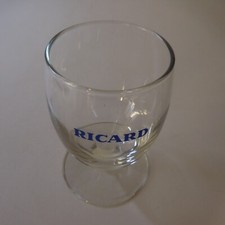 N9129 Verre pastis Ricard blanc transparent bleu vintage art déco bistrot table
