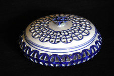 Grande boite ajourée porcelaine blanche et bleue avec rose vintage 20cm