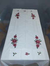 JOLIE NAPPE DE TABLE BLANCHE BRODEE MAINS Artisanat Madagascar Thème noël 6