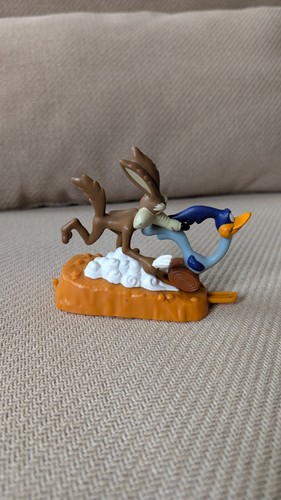 Figurine bip coyote - bip,