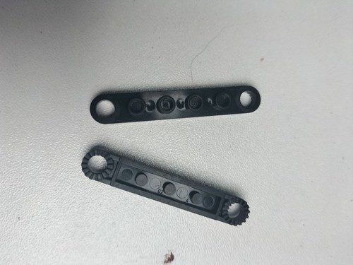 Lego technic noire - x, plate