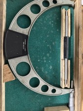 Ancien micromètre 225-250 DIN-863 dans son coffret en bois (Palmer ) Outil