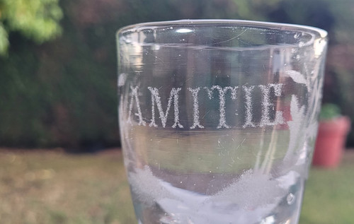 Verre ancien - ancien, en