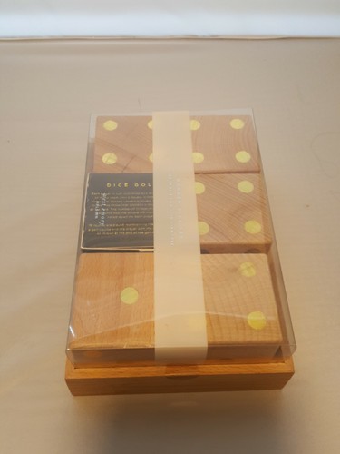 Wooden dice set