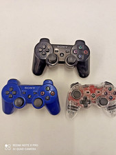 Lot 3 manettes PS3 officielles/non officielles HS