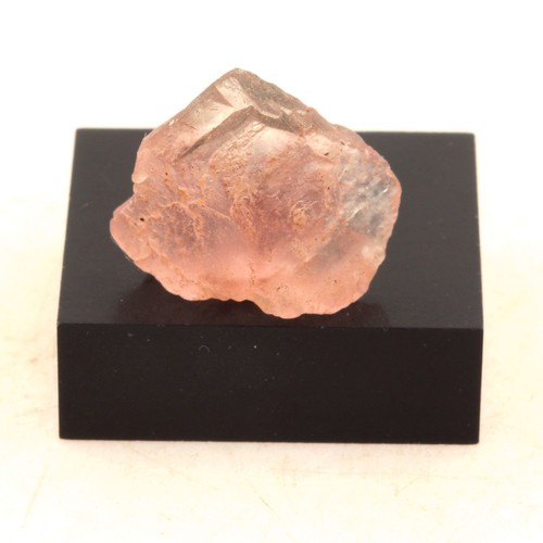Fluorite rose massif - fluorite, 22