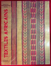 TEXTILES AFRICAINS - ART TEXTILE - AFRIQUE - CITADELLES ET MAZENOD - 10/2022