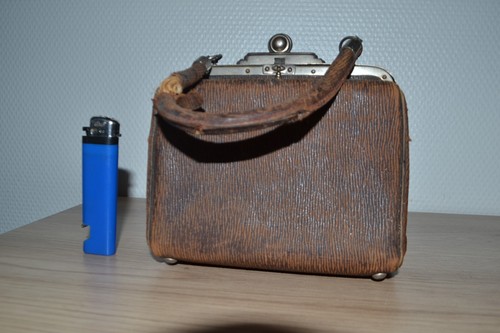 Ancien tout petit sac - à, main