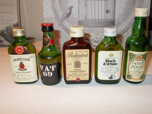Lot mignonnettes alcool - lot,