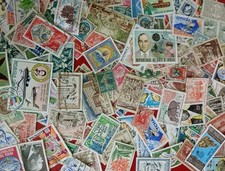 Lot 300 Timbres Anciennes