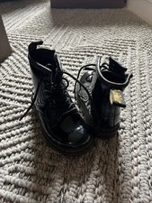 Dr. Martens Doc AirWair