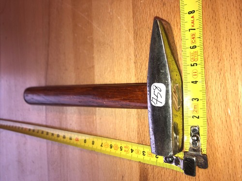 N°758 outillage outils