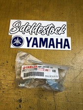 1 support carenage droit n°8